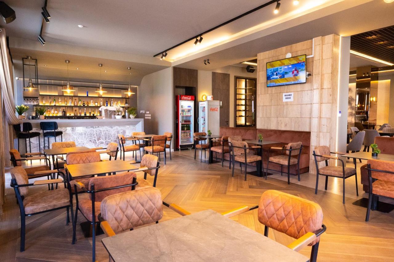 New Donantelo Hotel วญอเรอ ภายนอก รูปภาพ