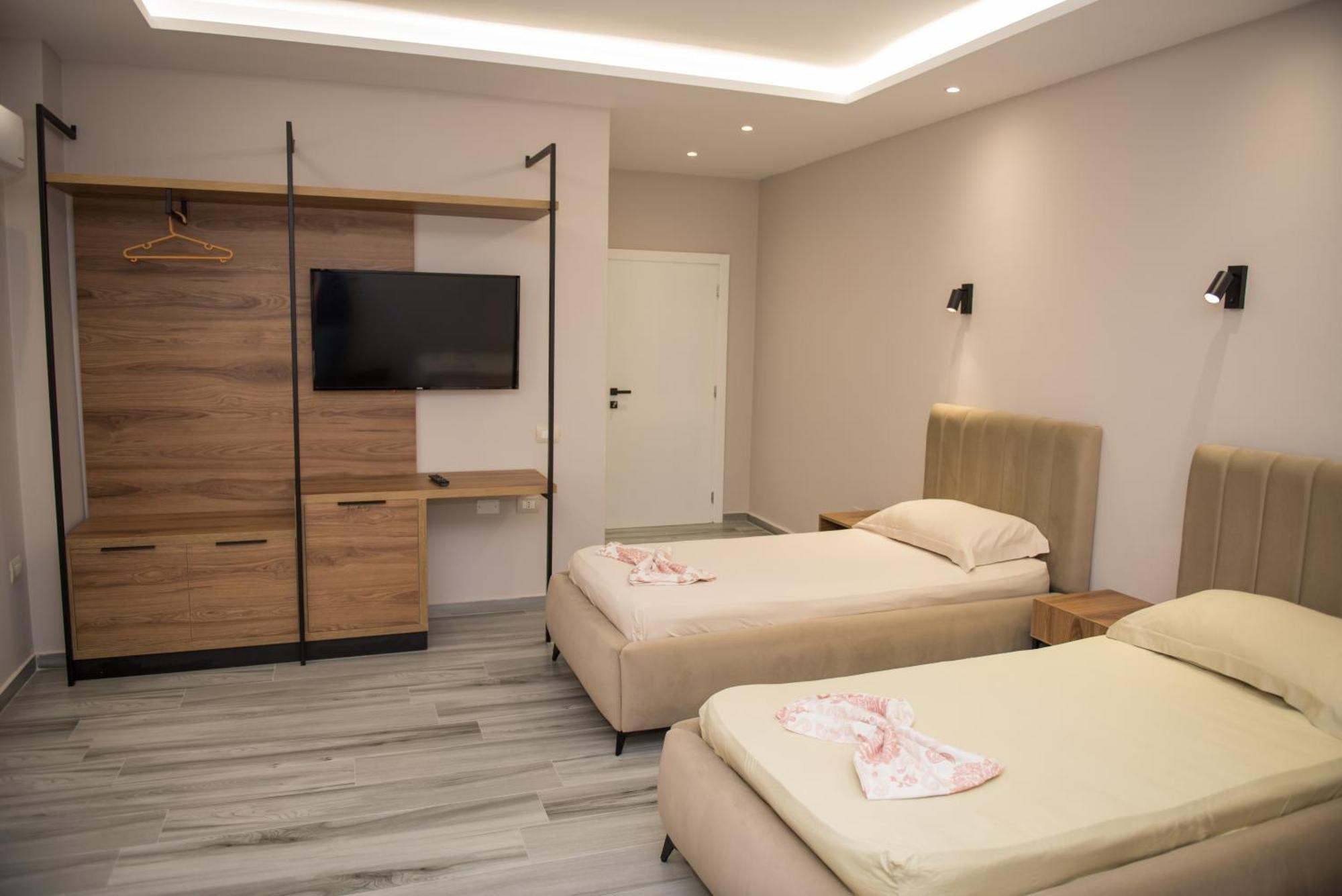 New Donantelo Hotel วญอเรอ ภายนอก รูปภาพ