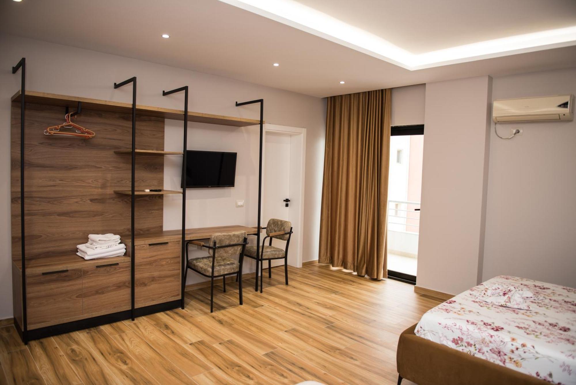 New Donantelo Hotel วญอเรอ ภายนอก รูปภาพ